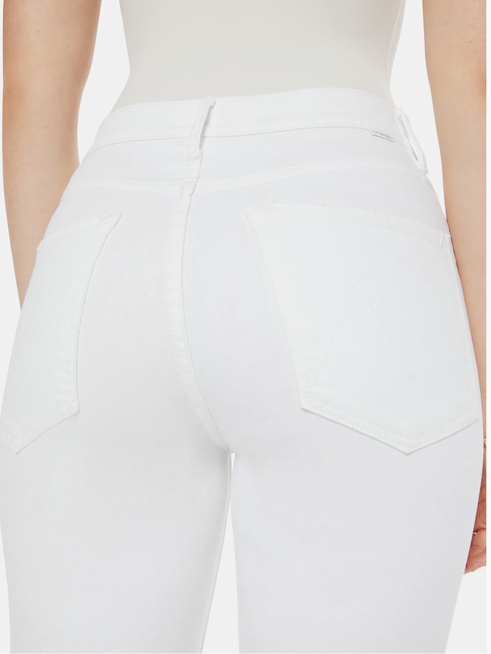MOTHER The Kick It High Waist Straight Leg
Jeans 32